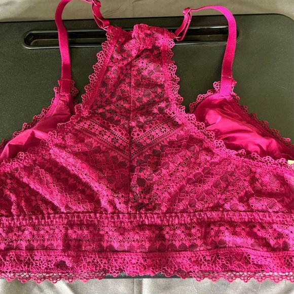 GUC WOMAN'S FRONT HOOKING SUPER CUTE LACEY MAROON BRALETTE BY VICTORIA SECRET - Picture 7 of 8